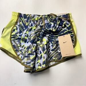 Nike Kids  Dri-Fit Running Training Logo Swoosh Athletic Sporty Shorts  Sz S